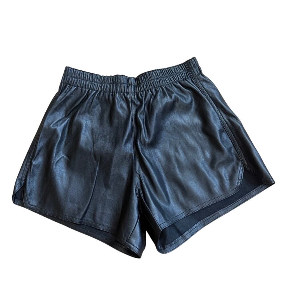 Forever 21 Faux Leather Shorts Black S